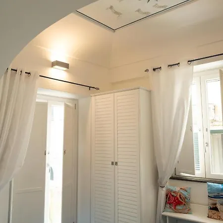 Scirocco - Amazing With Terrace In Center