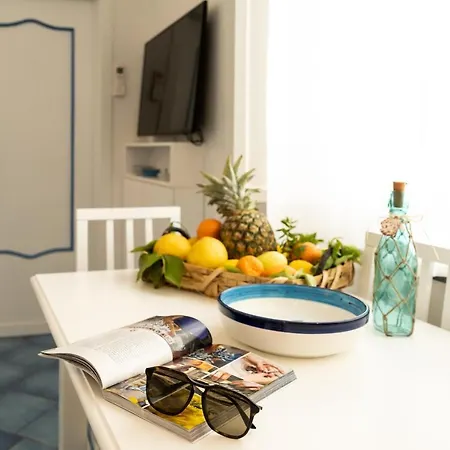 Scirocco - Amazing With Terrace In Center Amalfi