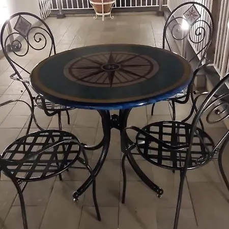 アパート Scirocco - Amazing Flat With Terrace In The Center *