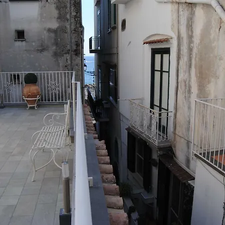 Scirocco - Amazing With Terrace In Center Апартаменты *