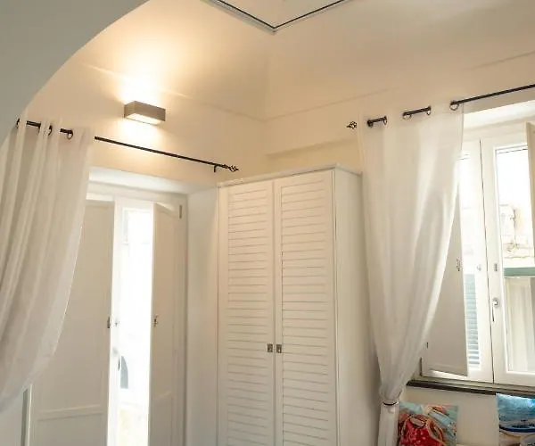 Scirocco - Amazing With Terrace In Center