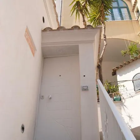 Scirocco - Amazing With Terrace In Center * Amalfi